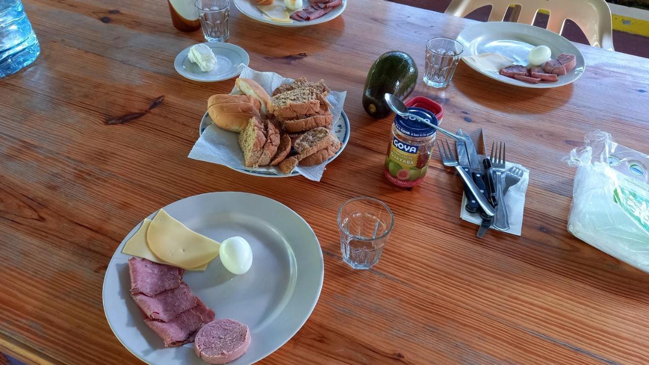 Conrado'S Guesthouse B&B Las Avispas Dış mekan fotoğraf